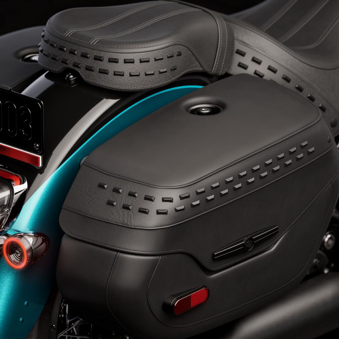 250902-26-flhc-saddlebags