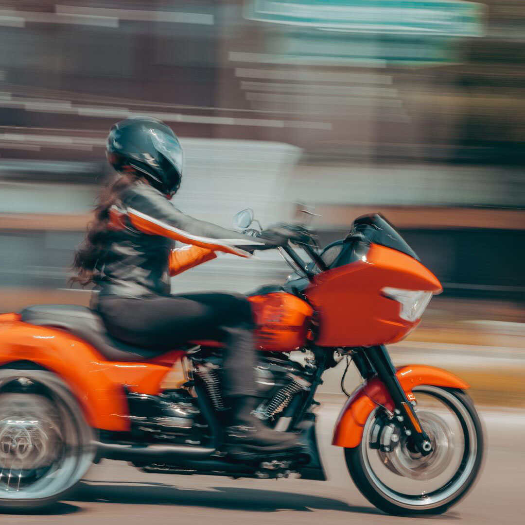 26-fltrt-riding-0043-ab-st