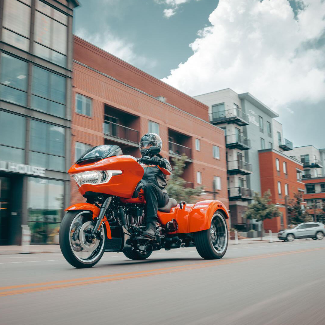 26-fltrt-riding-0253-ab-st