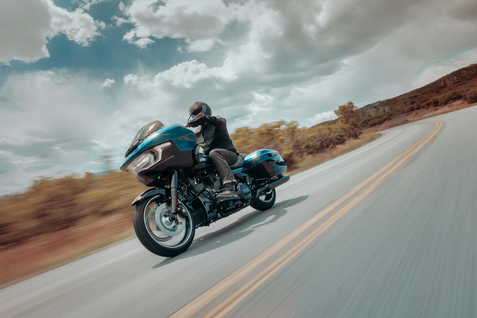 26-fltrx-riding-0110-abjc.tif[8192_-1xoxarxbg(white)]