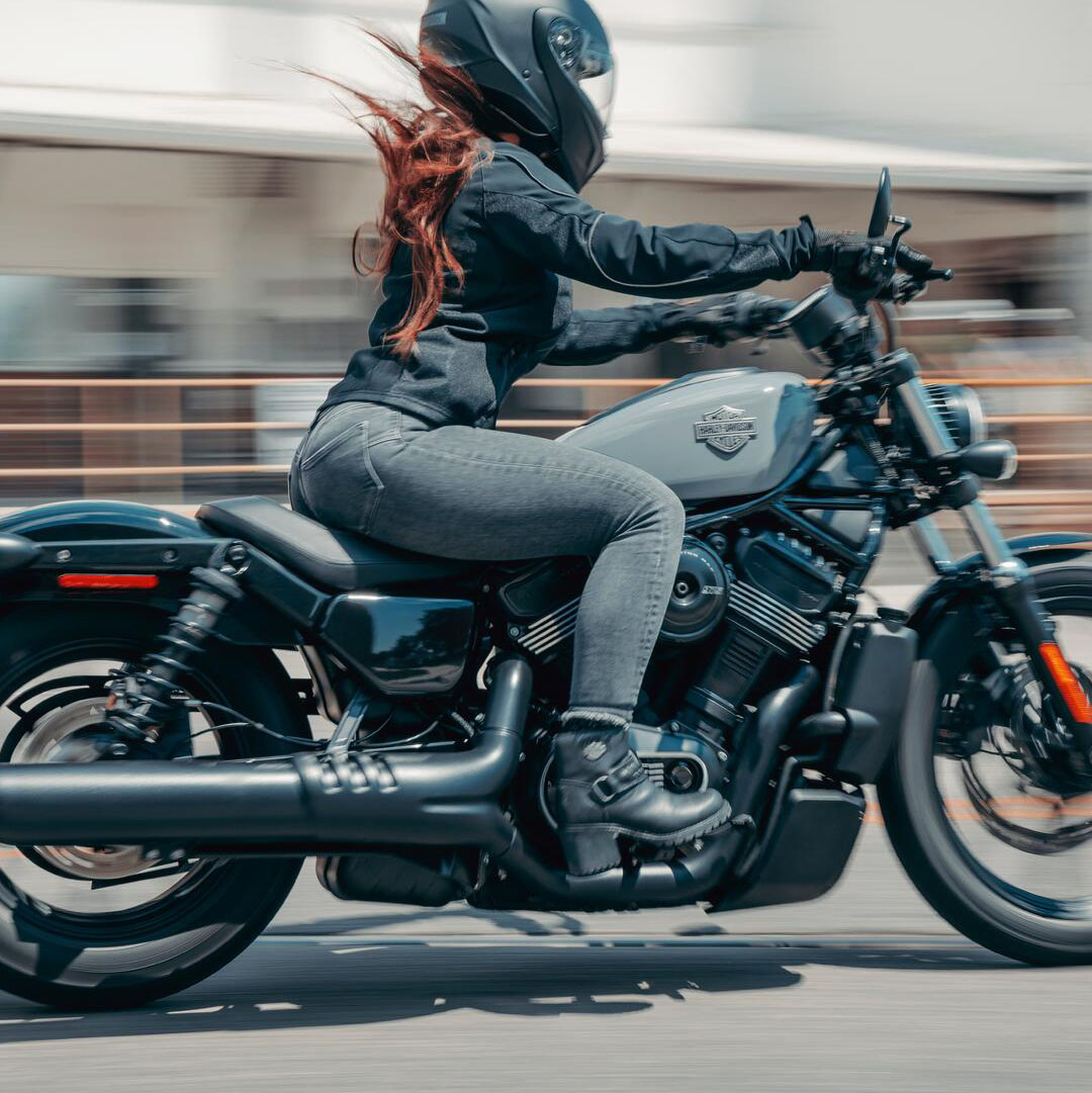 26-rh975-lifestyle-0916-jkjc