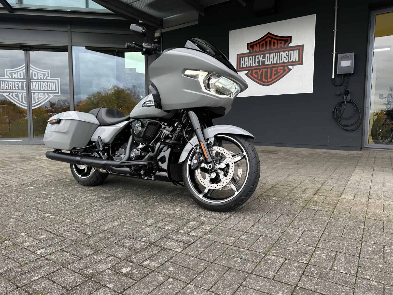 Harley-Davidson Touring Motorrad bei H-D® YOUR BIKE HOUSE Fulda.